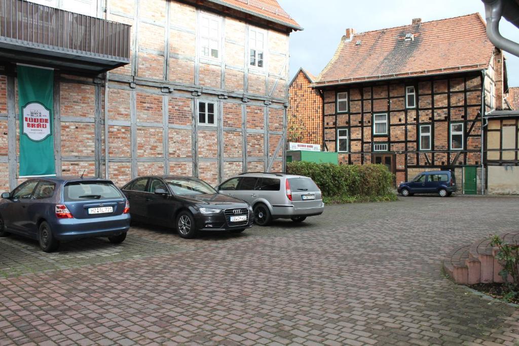 Hotel Zum Brauhaus Quedlinburg Bagian luar foto
