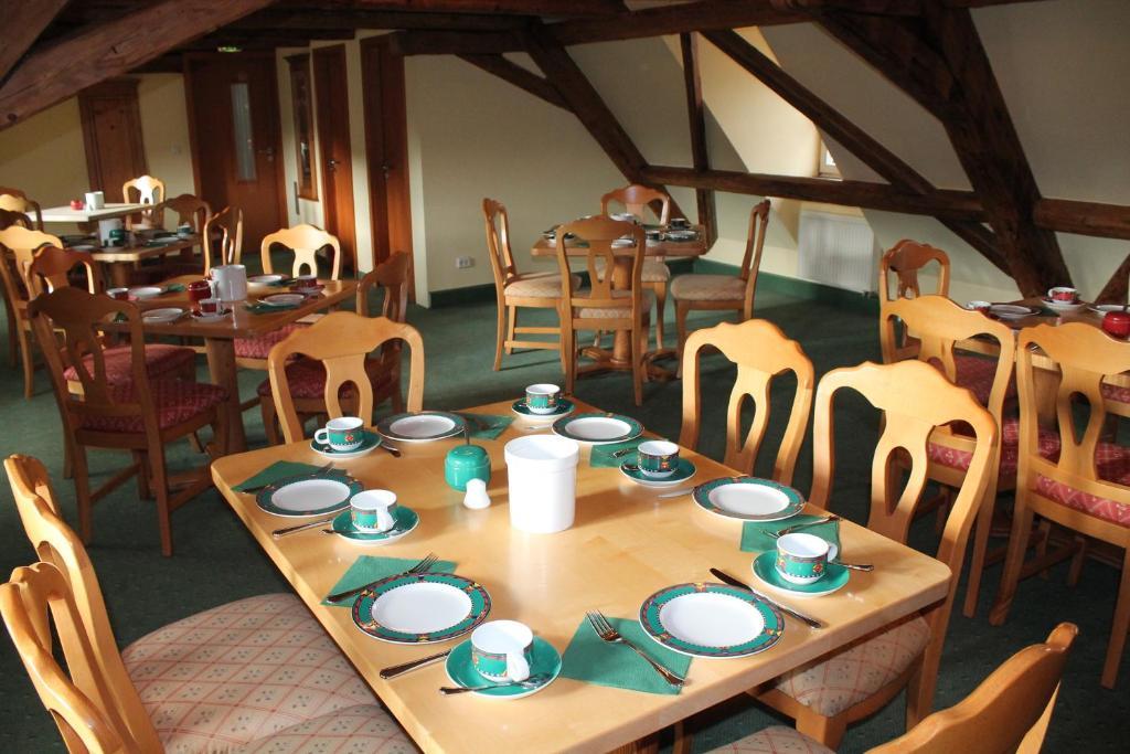 Hotel Zum Brauhaus Quedlinburg Bagian luar foto
