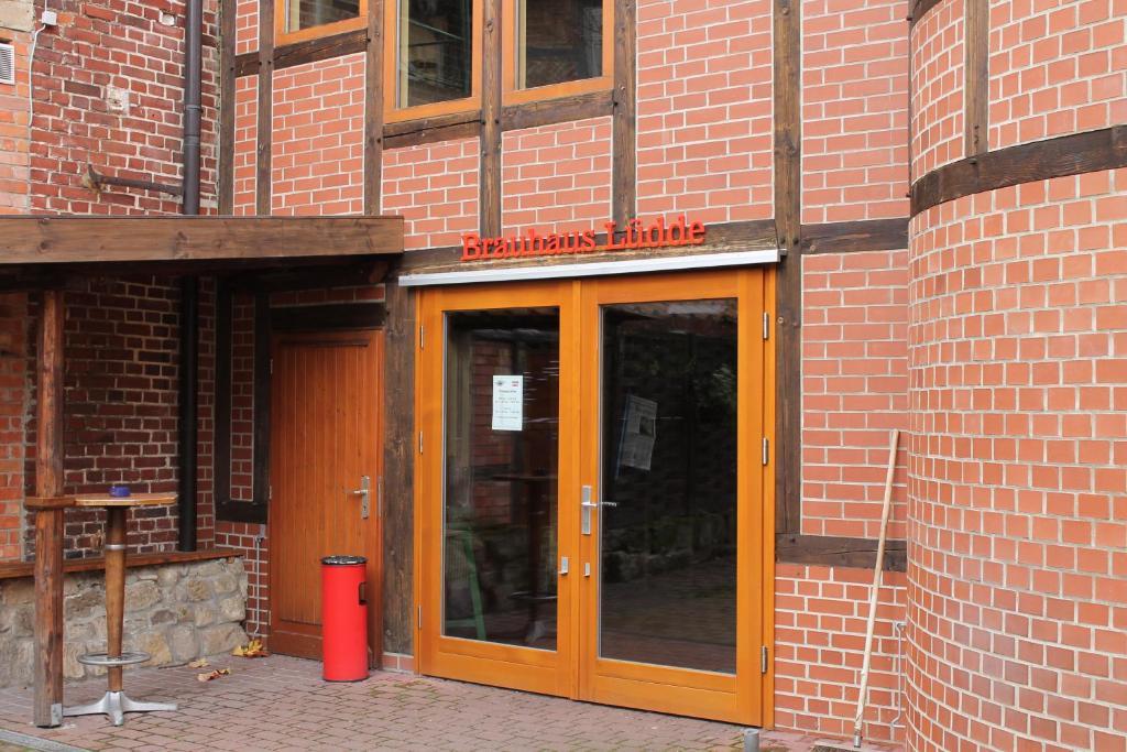 Hotel Zum Brauhaus Quedlinburg Bagian luar foto