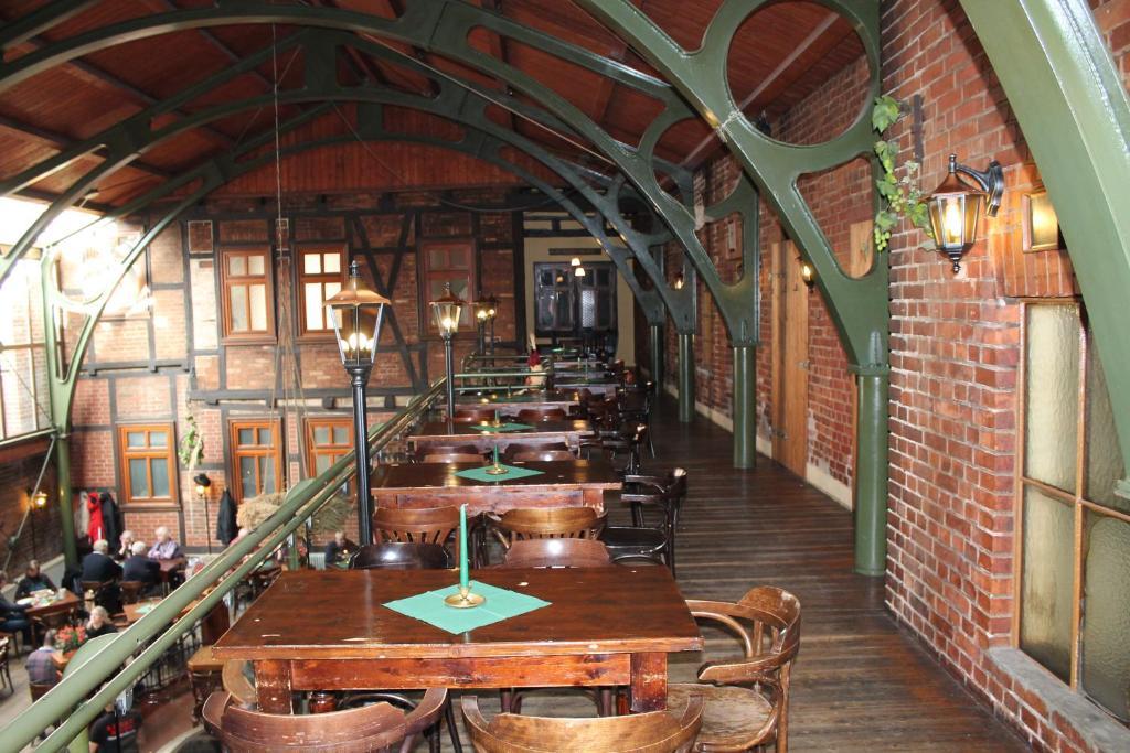 Hotel Zum Brauhaus Quedlinburg Bagian luar foto